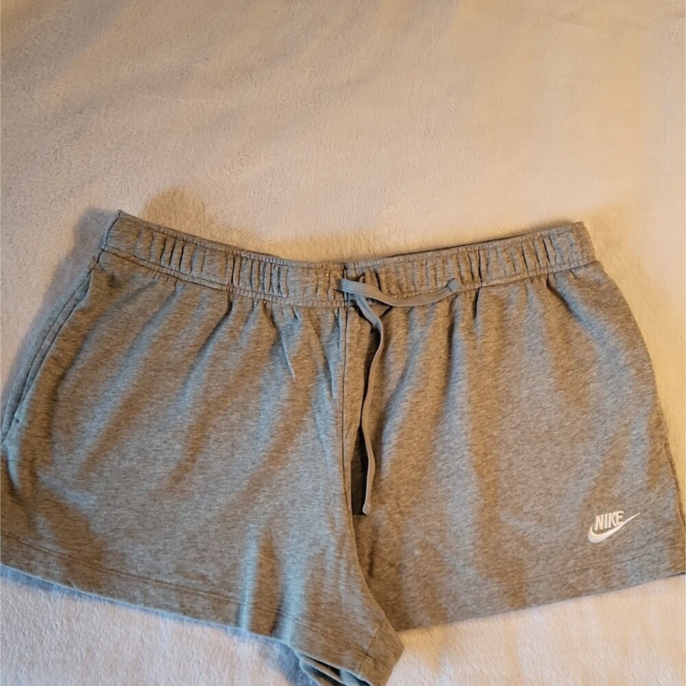 Womens Nike XXL Shorts Gray Pockets Drawstring